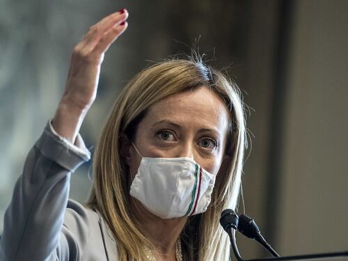 Landini propone lo ius soli a Draghi. La Meloni lo massacra