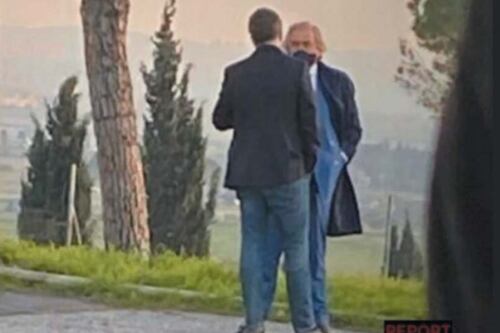 Renzi, Consip e l'autogrill. Quel filo rosso che li lega: i dossier e l'X file