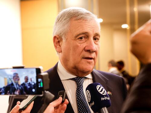 Groenlandia, Tajani: "Scongiurare dazi Usa, importante dialogo"
