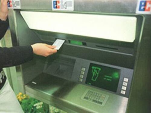 Gli agenti di Monte Mario sgomitano i ladri di bancomat