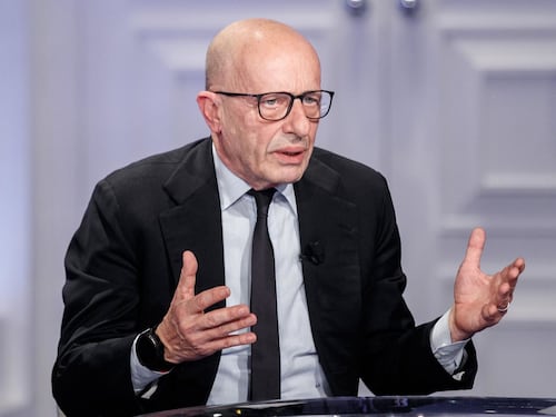 Conte a Cortina, Sallusti distrugge l'avvocato dei poveri: ipocrisia a 5 Stelle
