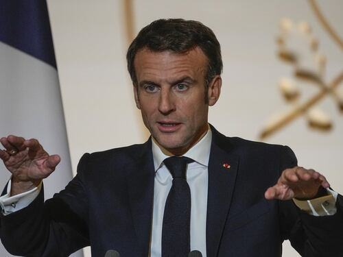 Francia, Le Parisien: "Emmanuel Macron indagato per finanziamento illecito"