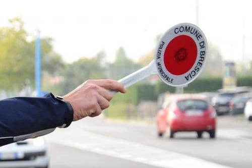 Codice della strada, gli incidenti calano del 6%: qual è la prima causa del ritiro della patente