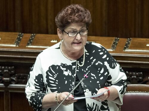 E anche la Bellanova si mette in isolamento Covid