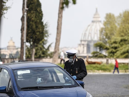 Occhio a lasciare i finestrini aperti. I Comuni rapaci vi fanno la multa