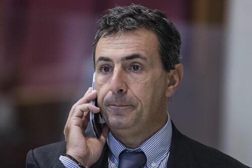 Nomine e polizze intestate alla Raggi, Romeo interrogato per cinque ore: "Ho avuto giornate migliori"