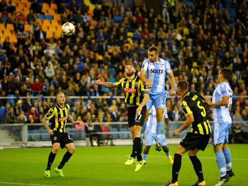 Europa League, la Lazio in rimonta vince in Olanda