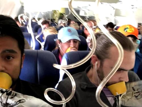 Terrore sul volo New York-Dallas. Muore donna che stava per essere risucchiata
