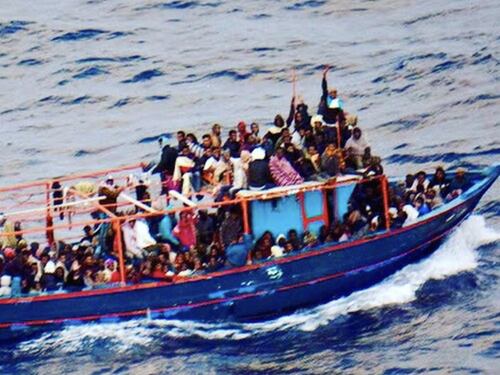 A Pozzallo sbarcano in 236. Salvini: "Malta vergognosa"