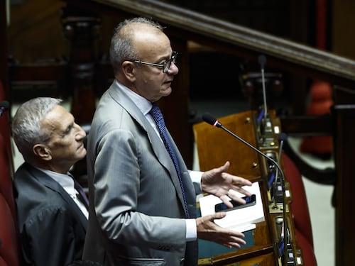 Settimana corta, Rotondi: «Chi è sempre nella capitale resta lontano dai cittadini»