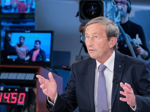 “Bossi-Fini ormai da archiviare”. Da chi arriva l’assist al governo Meloni