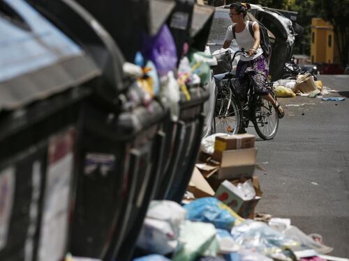Roma rischia la botta Tari. Scatta il nuovo regolamento, stangata sui rifiuti