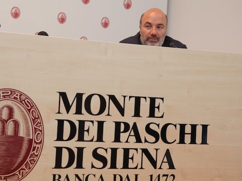 Caso David Rossi, nell'audizione di Fabrizio Viola emergono contraddizioni inquietanti sullo scambio di mail