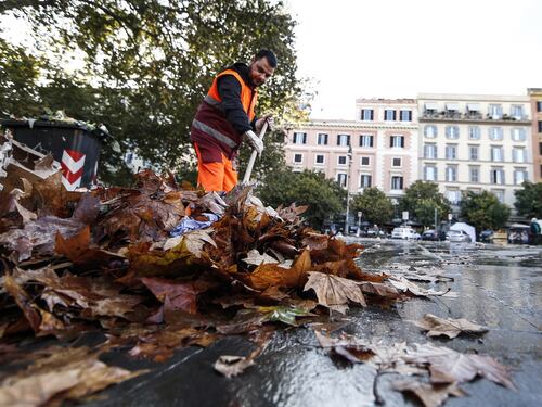 Roma, miracolo all'Ama: i malati guariscono in un giorno
