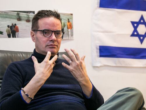 Amsterdam, Klaus Davi sbotta dopo la caccia all’ebreo: “In tutta Europa c’è un clima da pogrom"