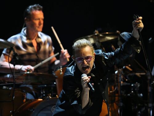 Scatta l'ora dei live in streaming, così Bono e U2 fanno sold out su YouTube
