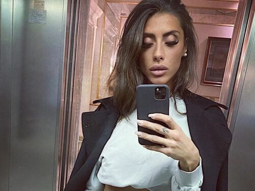 Chi c'è dietro il monologo di Fedez, Giulia Berdini scatenata. La compagna di Di Mare all'assalto