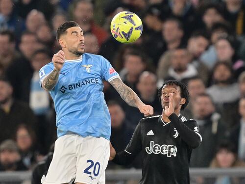 La Lazio risponde alla Juventus sull'arbitraggio: la polemica contro i bianconeri