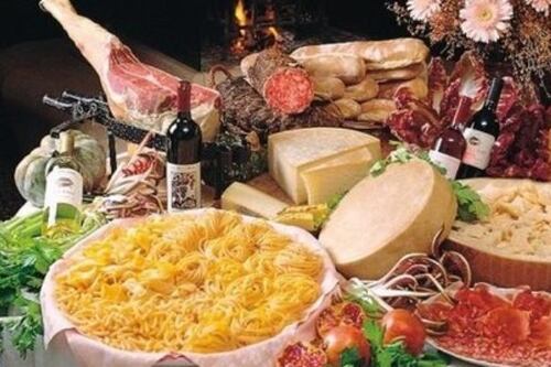 Ecco le bandiere dell'Italia del Gusto: 5056 borghi da visitare