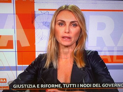 Stasera Italia, Meloni criticata e Pnrr. Scampini tuona: "I gufi si sbagliavano"