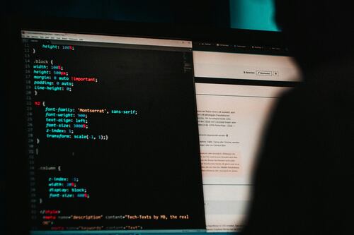 Hacker filorussi scatenati, sesto giorno di attacchi: i siti presi di mira