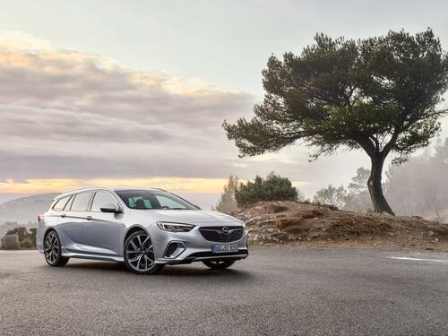 Opel Insignia Sport Tourer spazio e cavalli