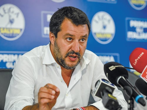 Salvini punta la ruspa su Roma
