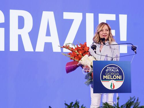 Ue a destra, le mosse dell'Italia. Meloni sfrutta l'asse con von der Leyen