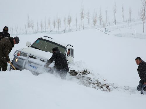 Nevica da oltre 50 ore, Cina in ginocchio