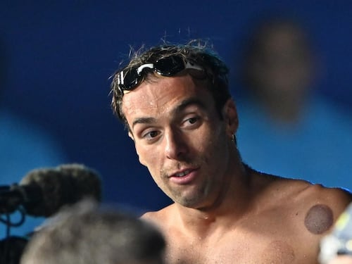 Olimpiadi, Paltrinieri sbotta: "Presa in giro". Senna inquinata e pericolosa