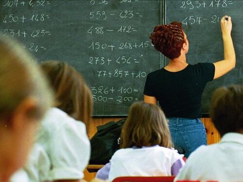 Scuola, entro settembre via a 52 mila nuove assunzioni