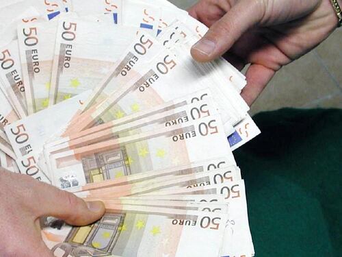 Tangenti, arrestato giudice della commissione tributaria