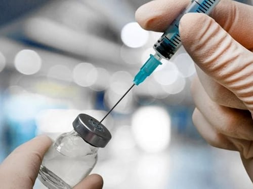 State attenti a quei vaccini. C'è tutto, non quel che serve