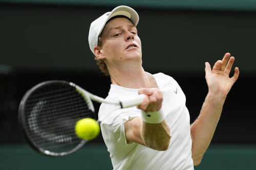 Jannik Sinner vola in Canada. Bassetti sulla guarigione: "Con i tempi ci siamo"
