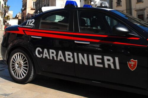 Ragazzo accoltellato dopo una lite: è grave. Tre arresti per tentato omicidio