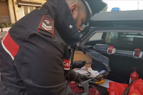 Arresti a Ostia in nuovo blitz dei carabinieri. Trovate armi e droga