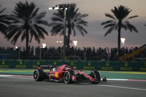Ferrari in pista a tutta birra