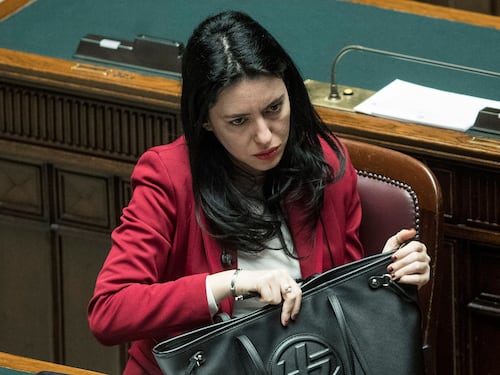 Così cambia la valutazione alla maturità. La ministra Azzolina: "40 punti l'orale, 60 il pregresso"