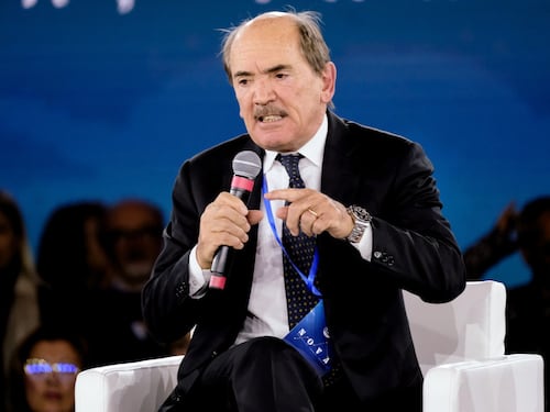 Dossier, l'inchiesta torna a Roma. Forza Italia: "Lo scandalo non evaporerà"