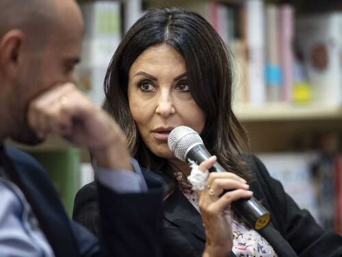 Sabrina Ferilli su Bibbiano: la politica non funziona come dovrebbe