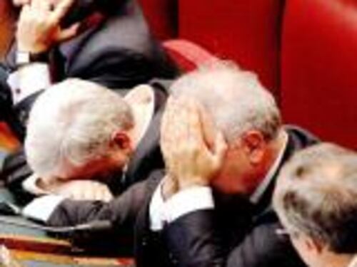 Niente tagli alla Casta. Rivolta degli onorevoli