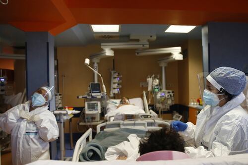 Il Covid fa una strage tra chi ha diverse patologie. Il report Iss sulle caratteristiche dei morti