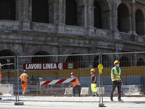 Boccata di ossigeno per i trasporti pubblici di Roma: due miliardi per tram e metro C