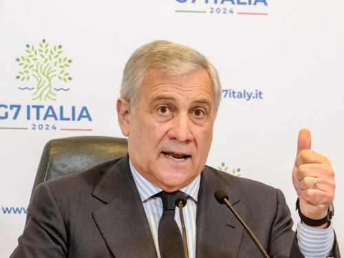 Medio Oriente, la sfida di Tajani: "Italia pronta a intervenire a Gaza"