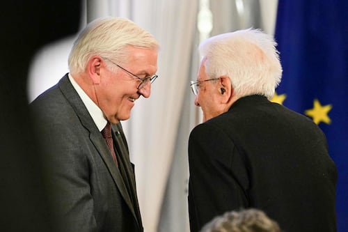 Mattarella: "Benefici dall'aprirsi al mondo. Steinmeier elogia migranti italiani"