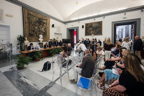 Caso Enasarco, il centrodestra fa fronte comune per bloccare le compravendite