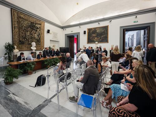 Caso Enasarco, il centrodestra fa fronte comune per bloccare le compravendite