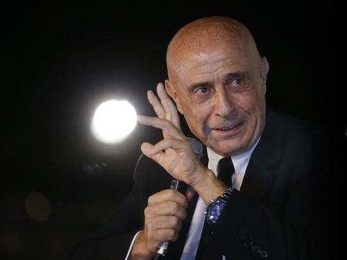 Elezioni Sicilia, il ministro Minniti allerta i prefetti: "Massima sorveglianza ai seggi"