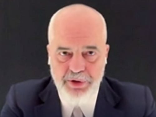 Edi Rama elogia Giorgia Meloni: "Non è un politico di plastica". Bordata al Pd