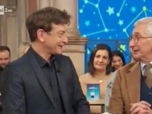 Torna l'oroscopo di Paolo Fox: Bilancia a un bivio, è l'anno del Toro ma...